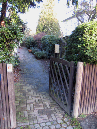 f0023570_91860.jpg