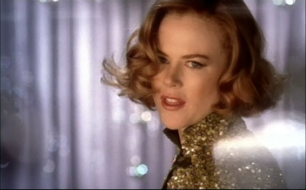 ニコール・キッドマン（Nicole Kidman）：“Somethin\' Stupid”（2001）_e0042361_21304159.jpg