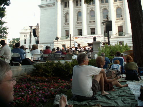 Concert on the square_f0064866_13115842.jpg