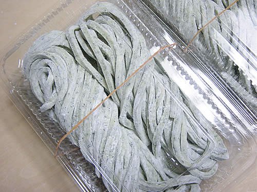 わかめ粉末入りうどん_c0092877_2014867.jpg