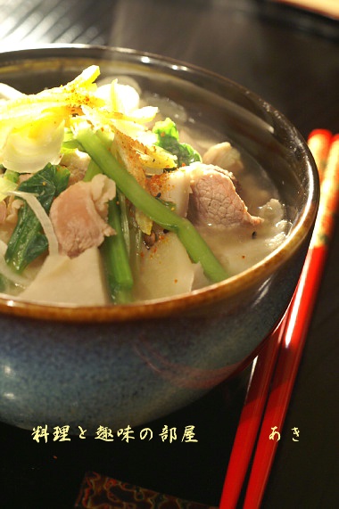 具沢山豚汁／海老の鬼ガラ焼きと天麩羅／オニオンとハムのサラダ_b0033423_210860.jpg