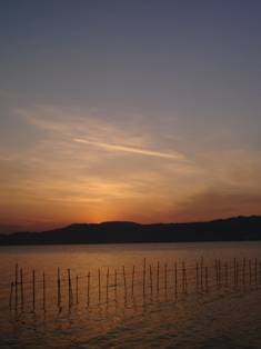 「村の写真集」と琵琶湖の夕景と大寒_d0005250_21411188.jpg