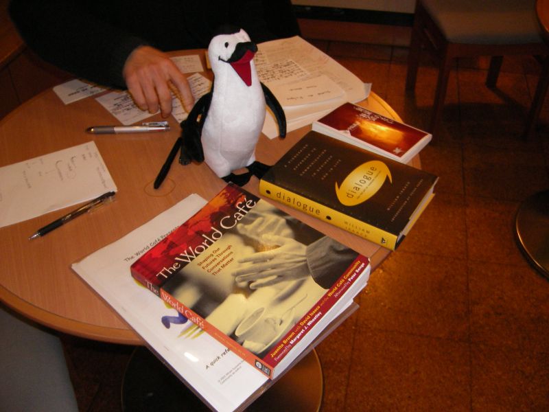 サイエンスカフェを越え始めたペンギンカフェ_c0025115_0115077.jpg