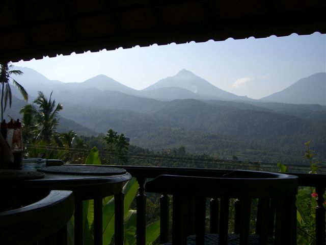 f0011059_24880.jpg