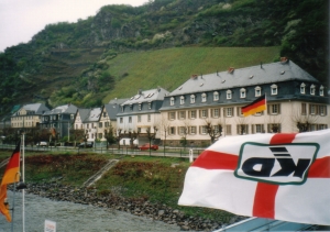 e0003272_13573.jpg