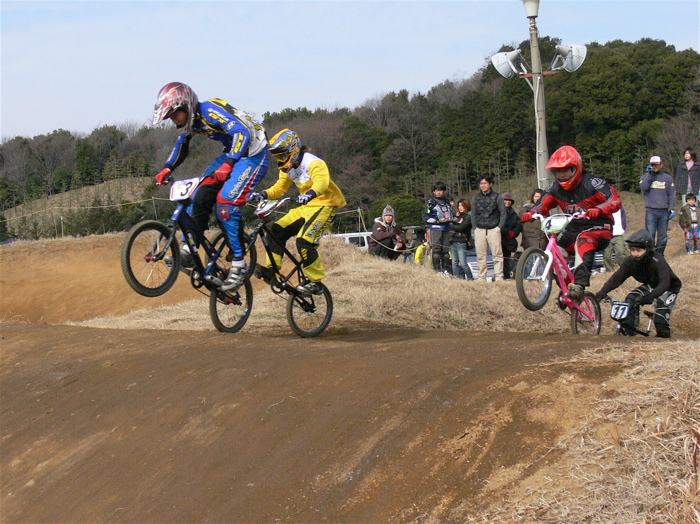 JOSF緑山2007オープニングレースVOL1 BMXエリートクラス予選の画像タレ流し_b0065730_20361892.jpg