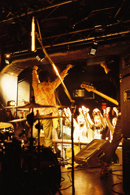 TOUR 2007 \"LIVES\"大阪_f0019747_23364647.gif