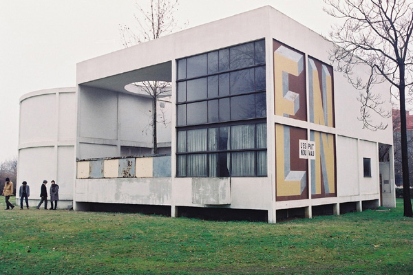 エスプリ・ヌヴォー館 Pavillon de l'Esprit Nouveau (1924~25) Le Corbusier / Paris  France No.2/9 : 近代建築ゼミ Modern Architecture