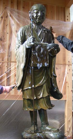 『銅像修復』_c0092689_1961782.jpg