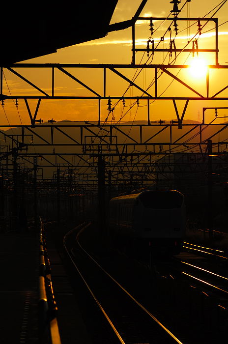 夕暮れStation_f0032011_21492918.jpg
