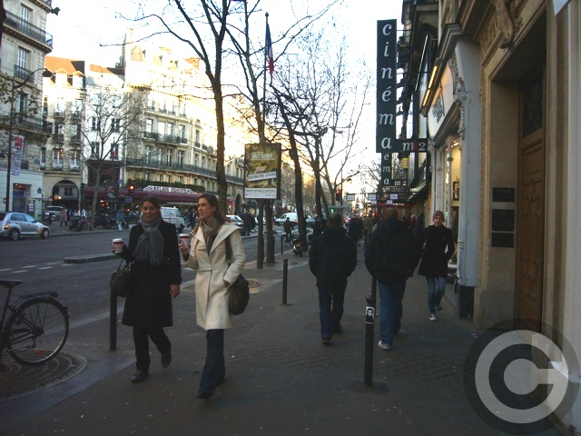 ■最近こういう光景が・・・(PARIS)_a0014299_2013377.jpg