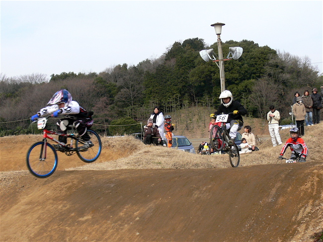 JOSF緑山2007オープニングレースVOL12ミドル、１４オーバークラス予選〜決勝の画像タレ流し _b0065730_19534974.jpg