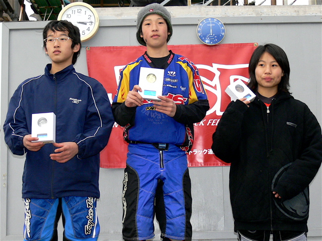 JOSF緑山2007オープニングレースVOL12ミドル、１４オーバークラス予選〜決勝の画像タレ流し _b0065730_2032065.jpg