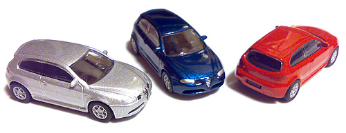 1:100 Alfa 147_e0006287_2081328.jpg