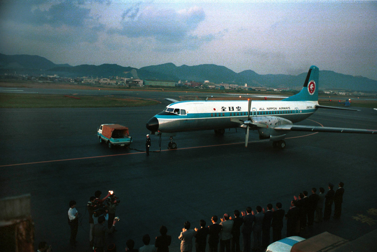 旧北九州空港〜最後の伊丹定期便〜_c0015444_13513925.jpg