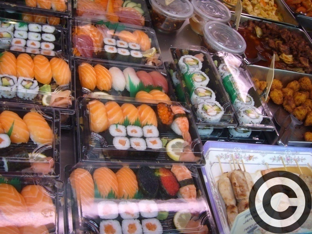 ■街角の中華惣菜店(PARIS)_a0014299_8293589.jpg