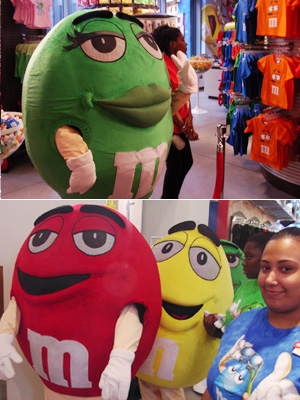 M&M\'sに学ぶマーケティングの本質　－M&M\'s World Store NYC_b0007805_916124.jpg