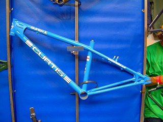 よくある質問 (howies blue)_d0097071_23244464.jpg