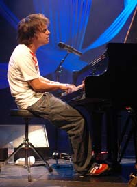 Jamie Cullum 「Catching Tales」 (2006)_c0048418_19474.jpg