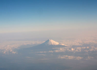 もういっちょ空の写真。_d0025545_10414094.jpg