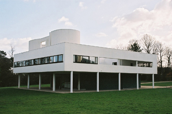 サヴォア邸  Villa Savoye (1929~31) Le Corbusier / Poissy (near Paris) France  No.8/50_f0126688_9412679.jpg