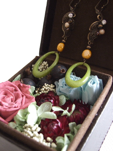「ビーズアクセサリー ホワイトデーのお返しに」_a0000029_9103681.jpg