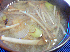 味噌は大事!_b0014003_14143334.jpg
