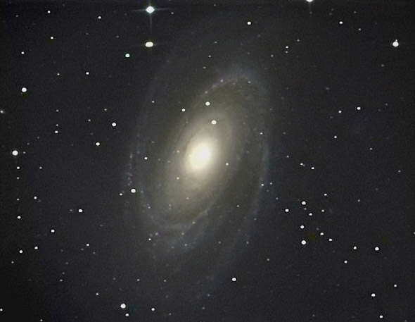 M81 カラー化_c0061727_10362738.jpg