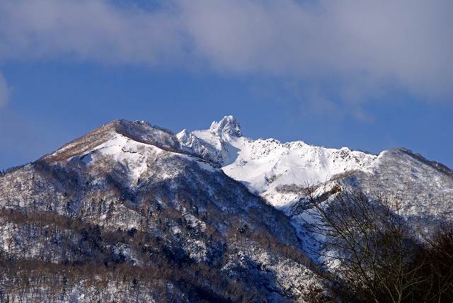 支笏湖を囲む三つの山_f0119643_1043381.jpg