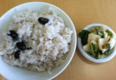 白湯ラーメン、ワカサギ天ぷら、豆ご飯_a0052056_20172882.jpg