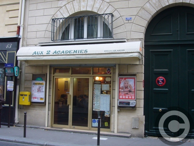 ■街角のキャフェAUX 2 ACADEMIES(PARIS)_a0014299_8424832.jpg