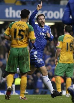 2月17日　　　CHELSEA vs NORWICH　　_c0094199_2305014.jpg