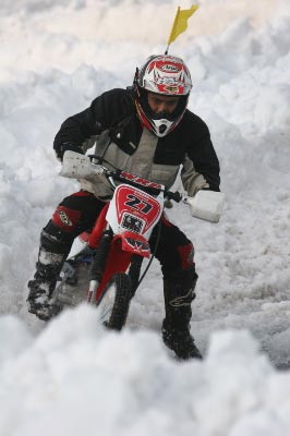 IWAMIZAWAドカ雪祭り　雪上エンデューロ_e0022736_10114578.jpg