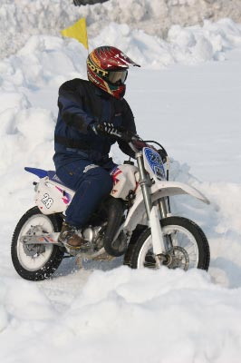 IWAMIZAWAドカ雪祭り　雪上エンデューロ_e0022736_1057267.jpg