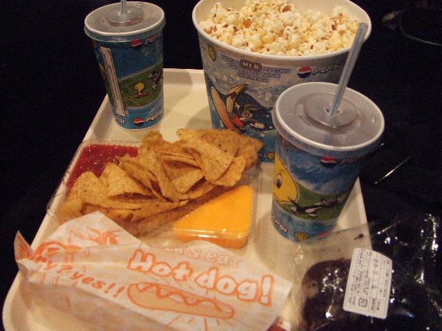 映画館の鉄則 ヤマネコ バニー