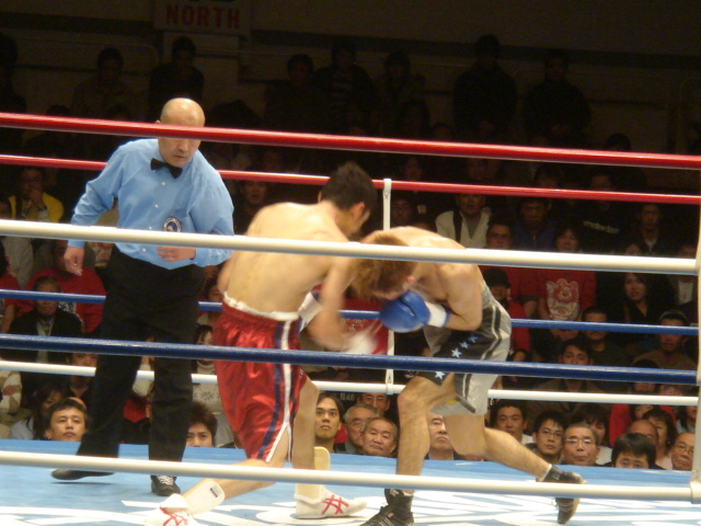 ボクシング　ポスター　菊井徹平vs河野公平　日本Sフライ級タイトルマッチ 河野公平、涙の戴冠！日本スーパーフライ級新王者に！（2.12