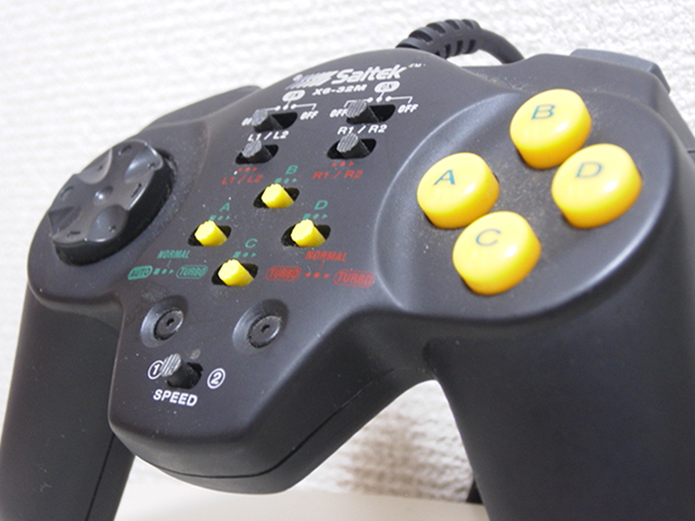 【レビュー】Saitek X6-32M_c0004568_2121714.jpg