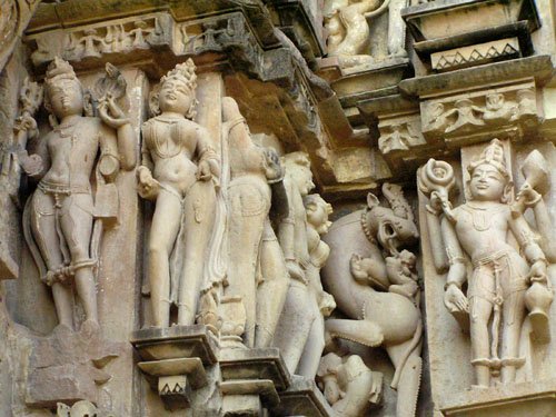 インド　8.カジュラホ西寺院　_e0048413_235484.jpg