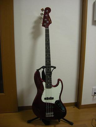 ベースギターが来た！　　Base Guitar_e0059513_22532271.jpg