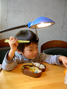 所員あらわれる!_f0098628_13511139.jpg
