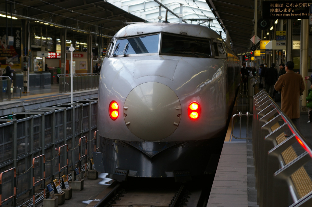 新大阪駅で撮影～2月24日新幹線編_f0124117_22504230.jpg