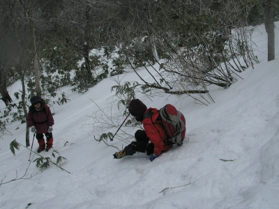 2/25 雪山ハイク　氷の山_a0048823_2133367.jpg