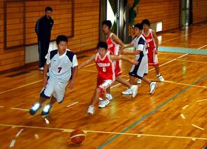 付知中学校バスケットボール交流試合【男子】_d0010630_1075477.jpg