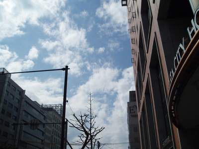 博多の空_a0077071_7585172.jpg