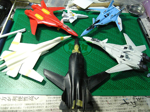 VF-19Pファイター作業中_b0055614_128089.jpg