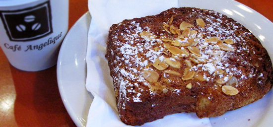 ダウンタウンの小さな穴場カフェ Cafe Angelique_b0007805_915187.jpg