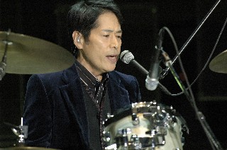 稲垣潤一「No Strings」(1985)_c0048418_1555754.jpg