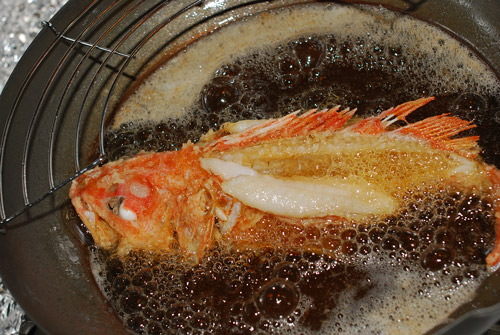 アラカブ カサゴ系 の姿揚げ 揚げ方のコツも 魚屋三代目日記