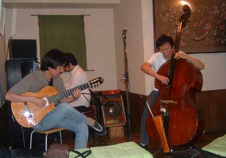 中山英二 We Three_a0041925_2235033.jpg