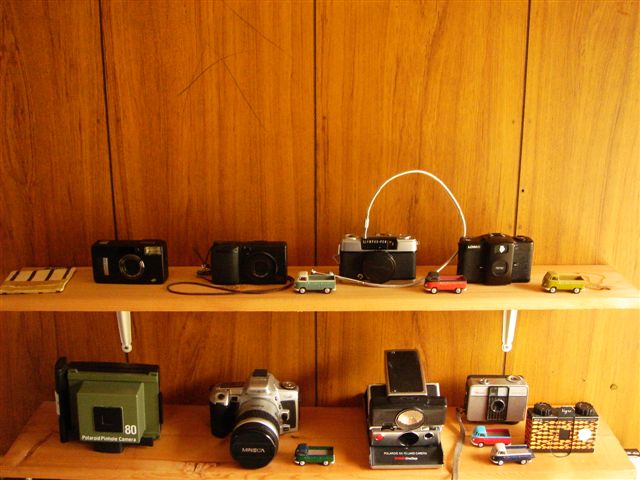 カメラ棚 little room
